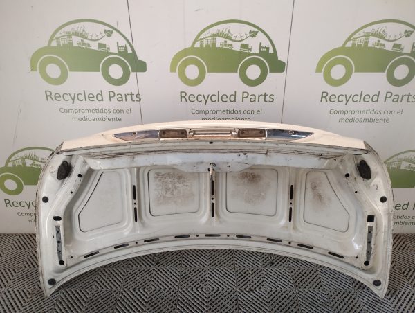 Tapa De Baul Ford Mondeo Mk2 (01464651)