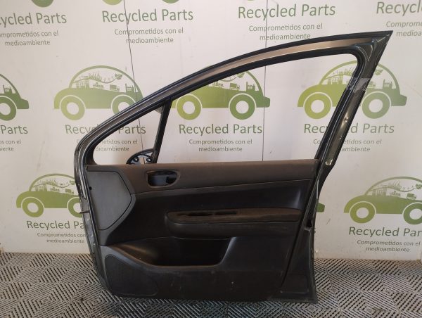 Puerta Delantera Derecha Peugeot 307 (05853008)