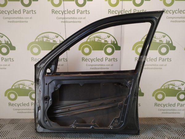 Puerta Delantera Derecha Vw Bora (04868275)