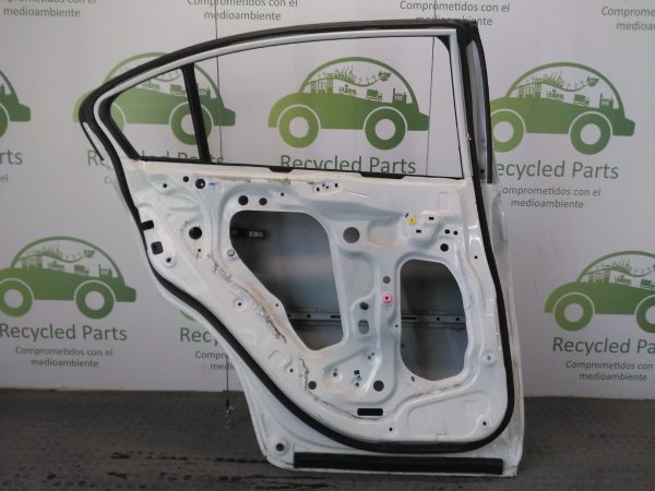 Puerta Trasera Izquierda Honda Civic 9na (04111368) Lp