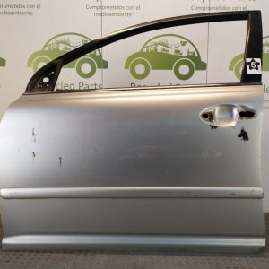 Puerta Delantera Izquierda Toyota Avensis (04619120)