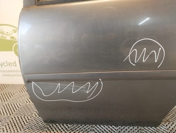 Puerta Trasera Izquierda Chevrolet Corsa (06176903)