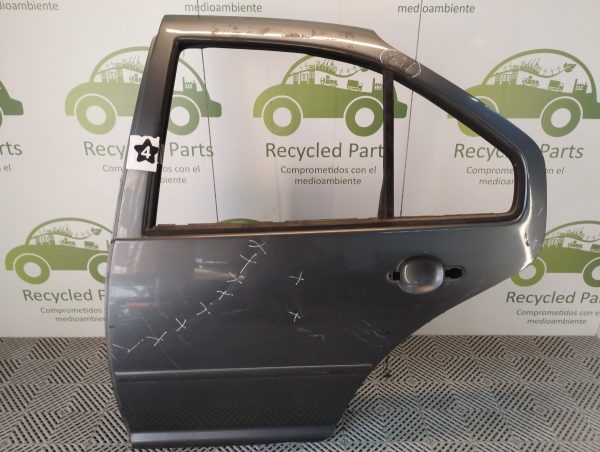 Puerta Trasera Izquierda Vw Bora (03340797)