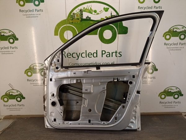 Puerta Delantera Derecha Renault Megane 2 (04079949)