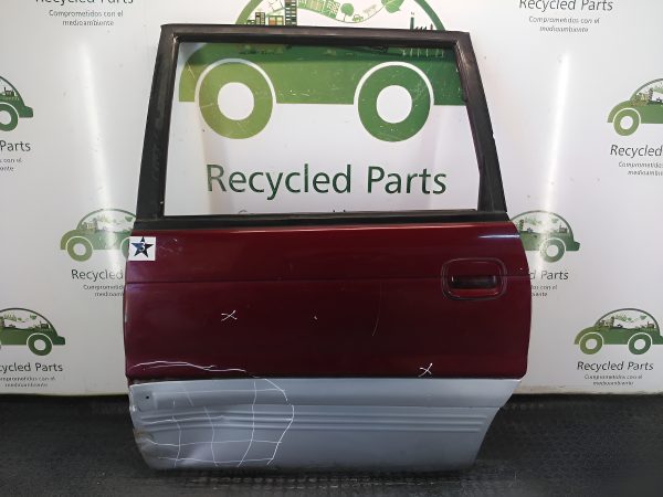 Puerta Trasera Izquierda Mitsubishi Space Wagon (04516371)
