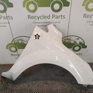 Guardabarro Derecho Ford Focus 2 (05906131)