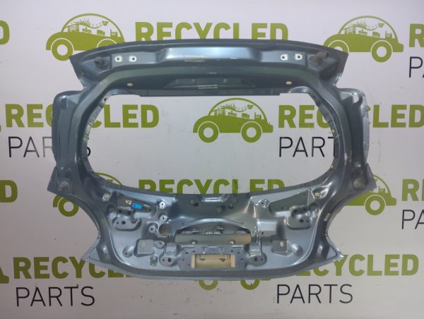 Porton Trasero Peugeot 208 (02938376) Lp*