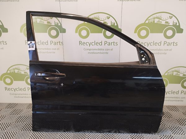 Puerta Delantera Derecha Mitsubishi Lancer 7ma (04986792)