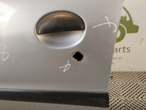 Puerta Delantera Izquierda Peugeot 206 (05487816)