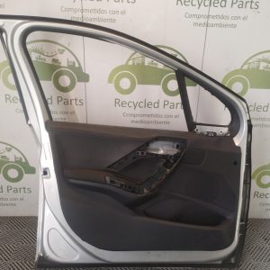 Puerta Delantera Izquierda Peugeot 208 (06081679)