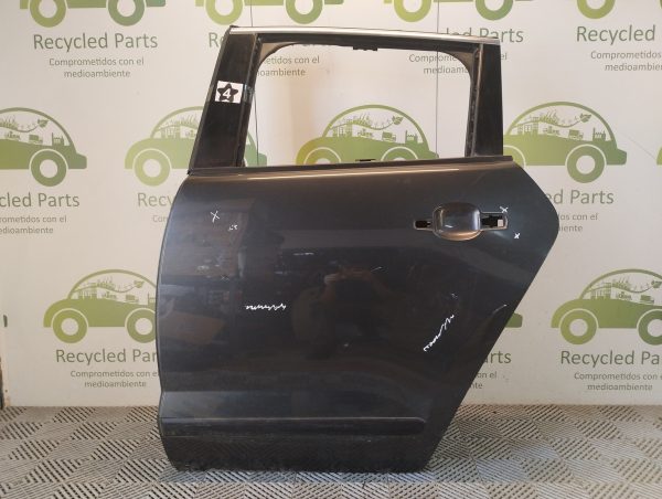 Puerta Trasera Izquierda Peugeot 3008 Lv (04943721)