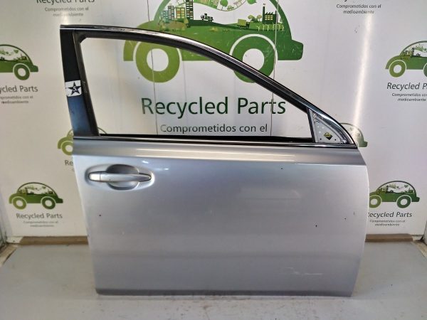 Puerta Delantera Derecha Subaru Outback (03924772)