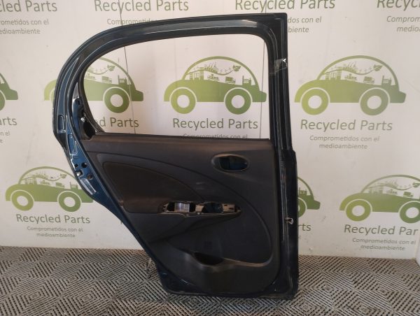 Puerta Trasera Izquierda Toyota Etios 5p (06206143)