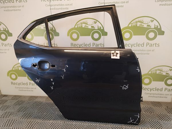 Puerta Trasera Derecha Citroen C4 Lounge (04278461)