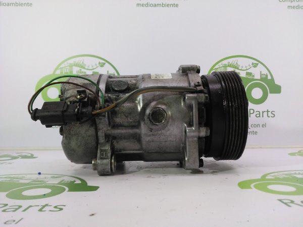Compresor De Aire Acondicionado Vw Polo 1.9 (03983927)