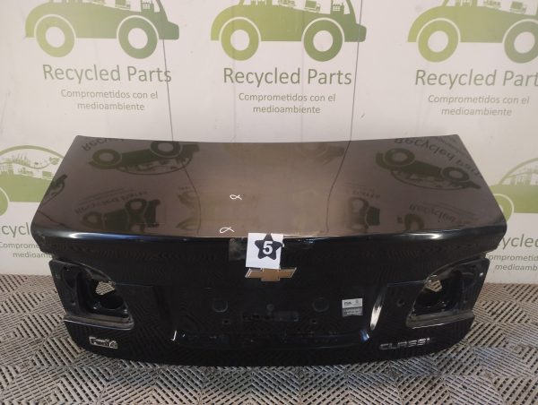 Tapa De Baul Chevrolet Classic (06145189)