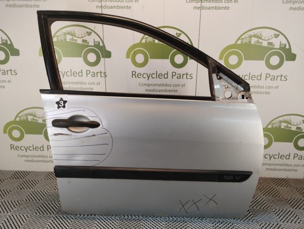 Puerta Delantera Derecha Renault Megane 2 (04814047)