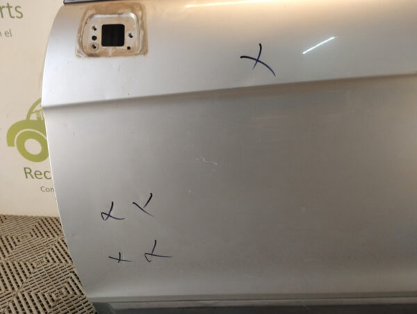 Puerta Delantera Izquierda Chevrolet Captiva (06038079)