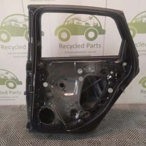 Puerta Trasera Derecha Vw Vento Ln (05028325)