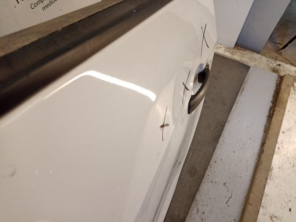 Puerta Trasera Izquierda Vw Gol Trend (04410641)
