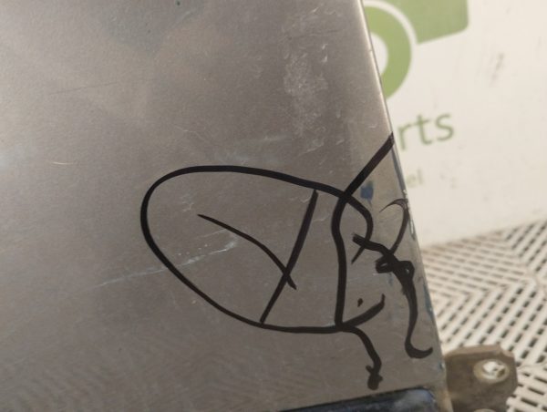Puerta Trasera Derecha Suzuki Swift Lv (04824846)