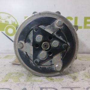 Compresor De A/a Peugeot 207 1.4 Hdi (04864706)
