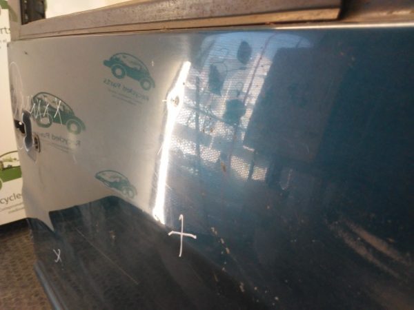 Puerta Delantera Derecha Mercedes Benz V230 (04265959)