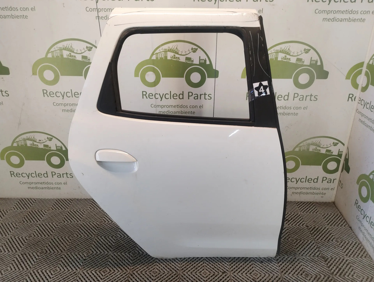 Puerta Trasera Derecha Duster (05421170)