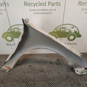 Guardabarro Izquierdo Ford Focus F3 (05831766)