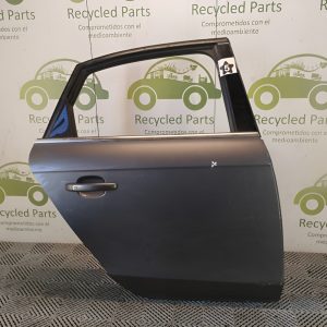 Puerta Trasera Derecha Audi A4 B8 (05706549)