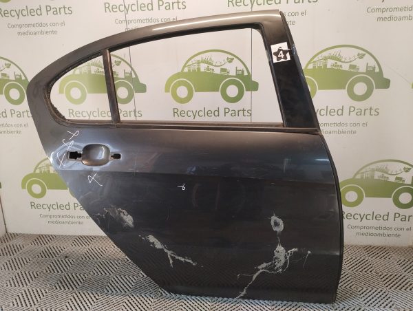 Puerta Trasera Derecha Peugeot 408 (05261173)