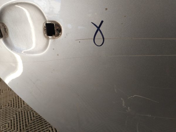 Puerta Trasera Derecha Vw Vento Lv (05644327)