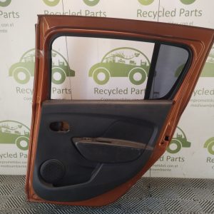 Puerta Trasera Derecha Renault Sandero Ln (05878742)