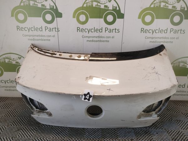 Tapa De Baul Vw Passat Cc (02205744)