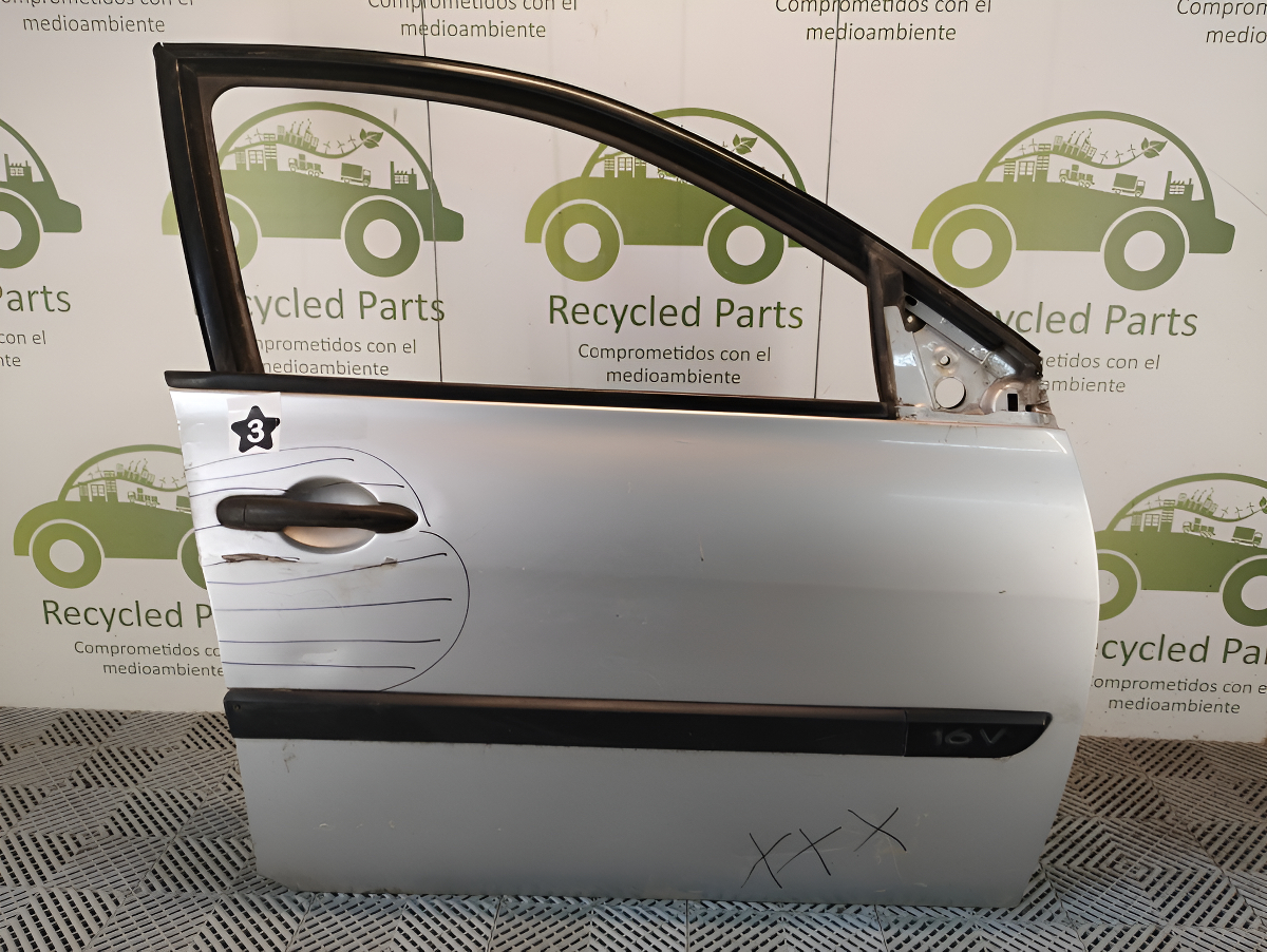 Puerta Delantera Derecha Renault Megane F2 (04814047)