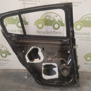 Puerta Trasera Izquierda Renault Megane F3 (05159389)