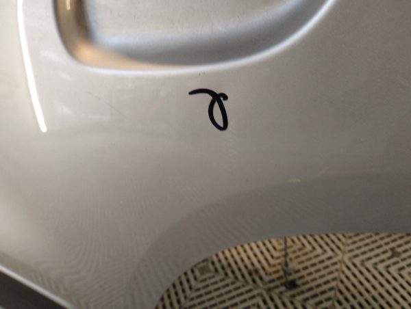 Puerta Trasera Izquierda Renault Kwid (04797438)