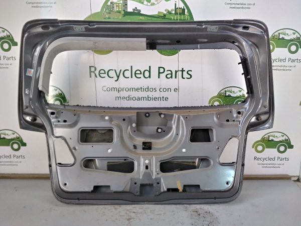 Porton Trasero Mercedes Benz B200 (02959394)