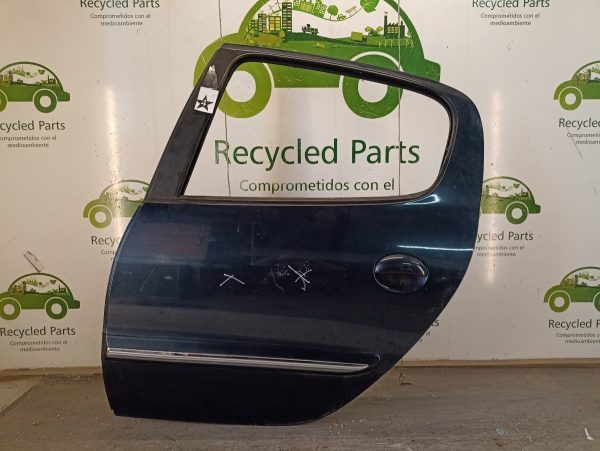 Puerta Trasera Izquierda Peugeot 207 (04318800)