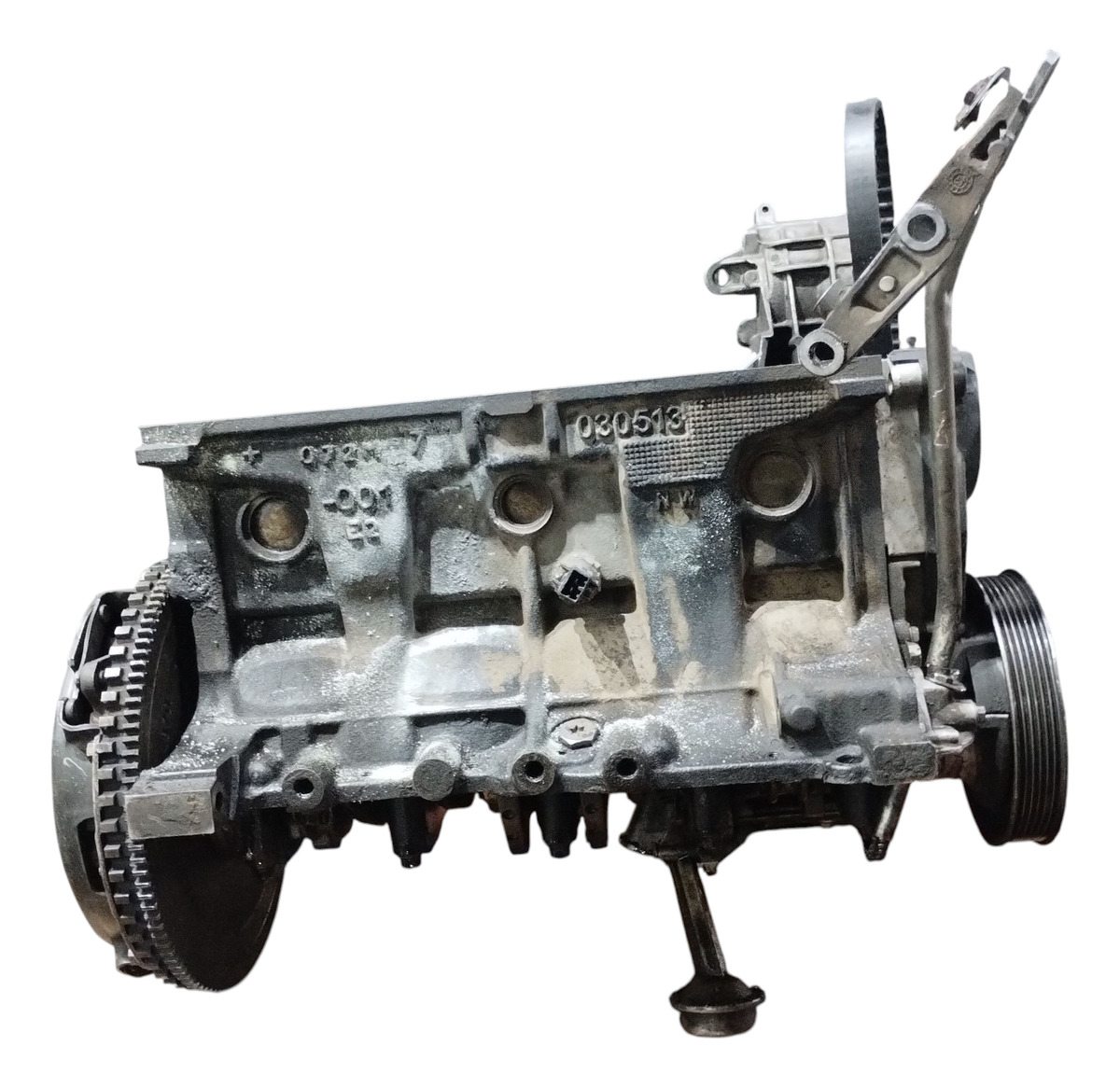 Motor Renault Logan 1.6 8v (06131752)