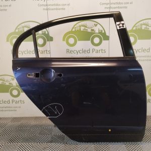 Puerta Trasera Derecha Honda Civic 8va (05074164)