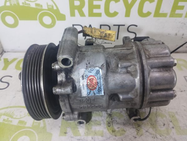Compresor De A/a Peugeot 208 1.6 (05082951)