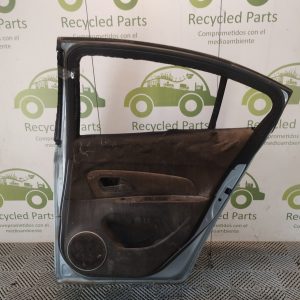 Puerta Trasera Derecha Chevrolet Cruze 4p (05959440)