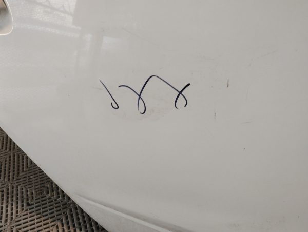 Puerta Trasera Derecha Chevrolet Onix (05345428)