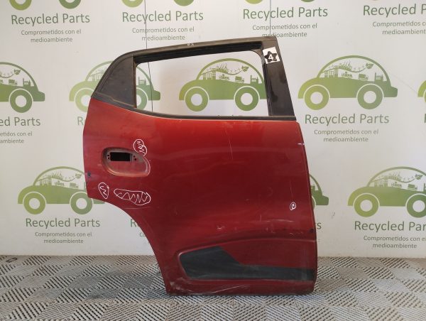 Puerta Trasera Derecha Renault Kwid (04940891)