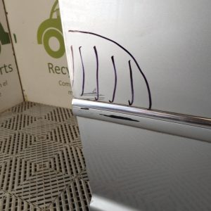Puerta Delantera Derecha Vw Bora (04906542)