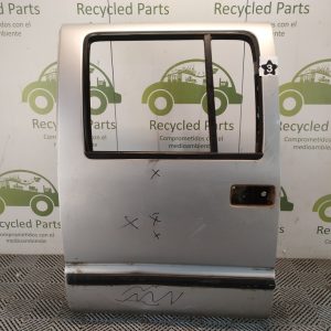 Puerta Trasera Izquierda Chevrolet S10 (05290649)