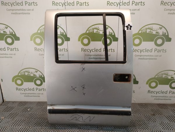 Puerta Trasera Izquierda Chevrolet S10 (05290649)