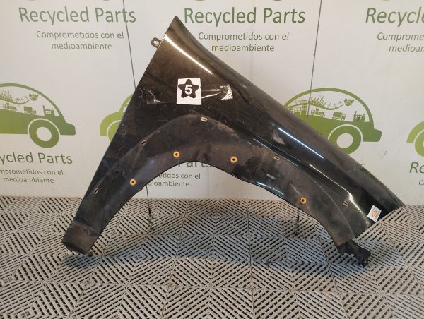 Guardabarro Derecho Fiat Strada F4 (02057771)