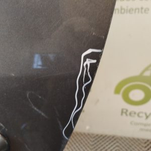 Puerta Trasera Izquierda Kia Rondo (04652631)